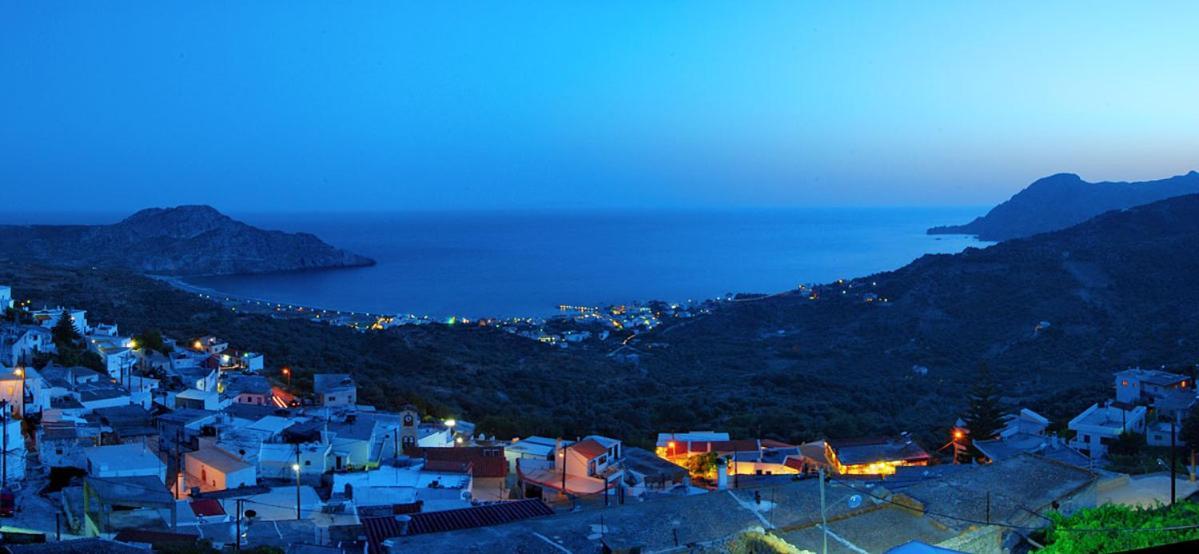 Mirthios-Hill Apartments بلاكاس المظهر الخارجي الصورة